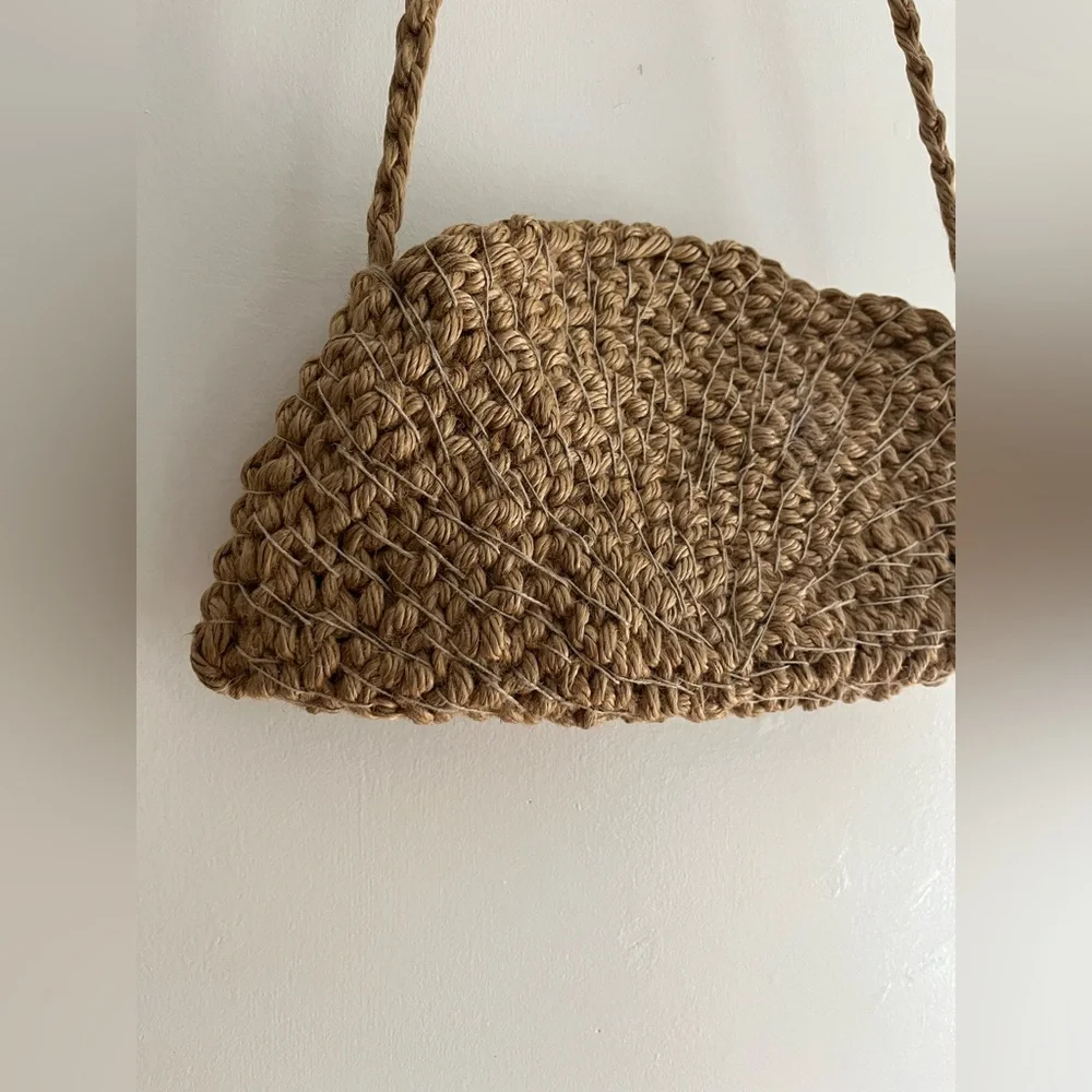 Handwoven “Moon” bag - Picture 1 of 16